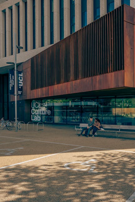 伦敦大学学院 校园图片 1